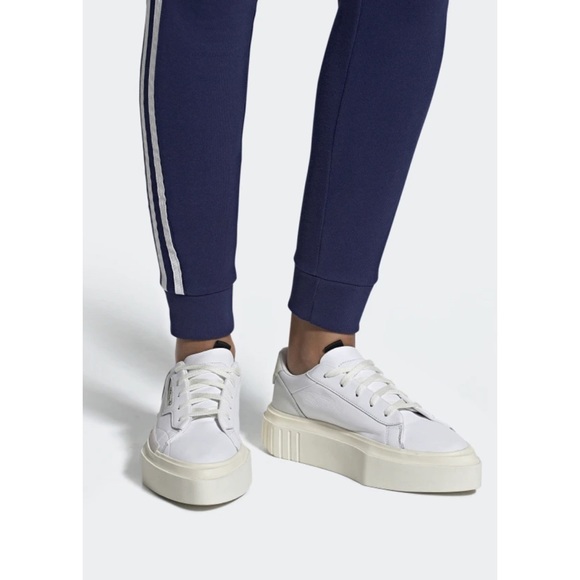 hyper sleek adidas